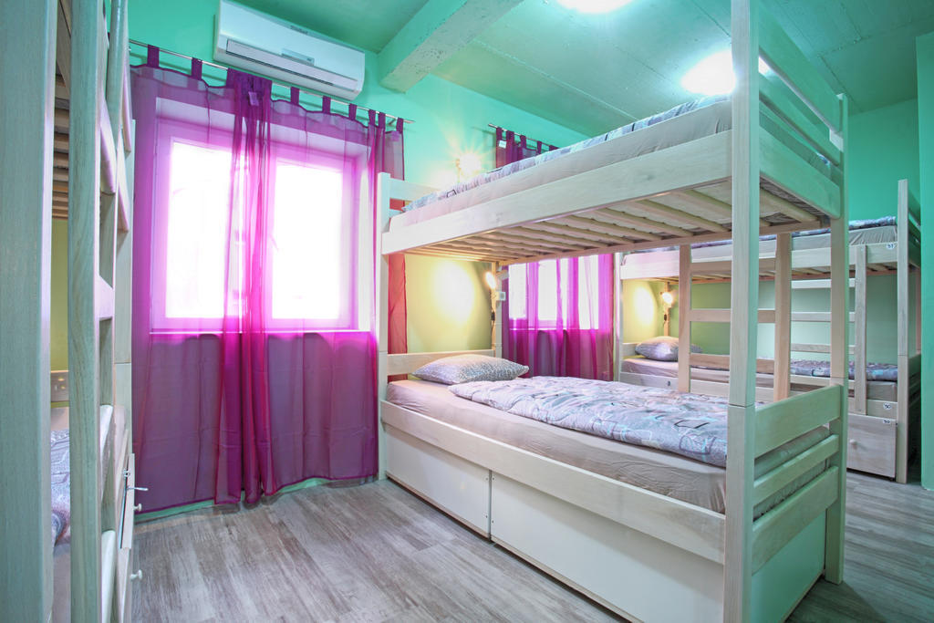 My Way Hostel Загреб Номер фото